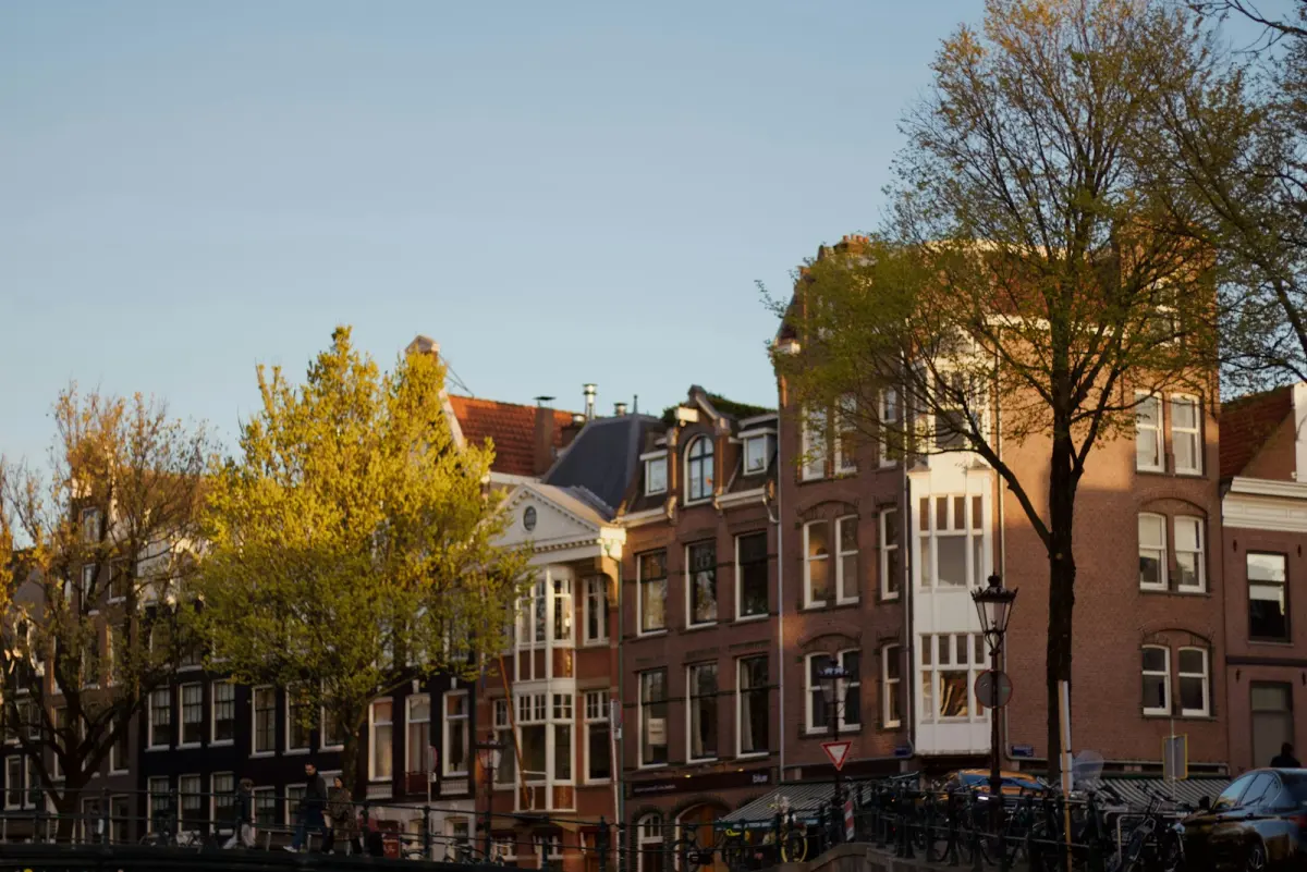 Plat Dak Isoleren Rijtjeswoning Rotterdam: Kosten 2026